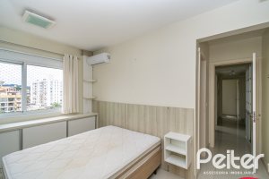 Apartamento à venda com 102m², 3 dormitórios, 1 suíte, 2 vagas, no bairro Tristeza em PORTO ALEGRE
