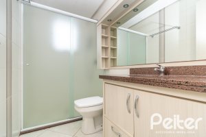 Apartamento à venda com 102m², 3 dormitórios, 1 suíte, 2 vagas, no bairro Tristeza em PORTO ALEGRE