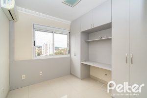 Apartamento à venda com 102m², 3 dormitórios, 1 suíte, 2 vagas, no bairro Tristeza em PORTO ALEGRE
