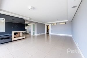 Apartamento à venda com 200m², 3 dormitórios, 3 suítes, 4 vagas, no bairro Cristal em PORTO ALEGRE