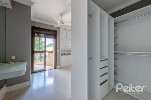 Apartamento à venda com 200m², 3 dormitórios, 3 suítes, 4 vagas, no bairro Cristal em PORTO ALEGRE