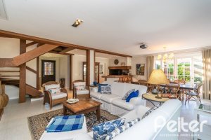 Casa em Condomínio à venda com 321m², 4 dormitórios, 2 suítes, 4 vagas, no bairro Terra Ville em PORTO ALEGRE