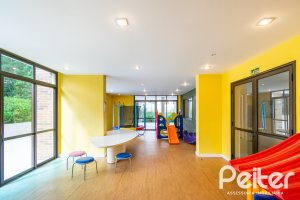 Apartamento à venda com 88m², 3 dormitórios, 1 suíte, 2 vagas, no bairro Tristeza em PORTO ALEGRE
