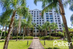 Apartamento à venda com 88m², 3 dormitórios, 1 suíte, 2 vagas, no bairro Tristeza em PORTO ALEGRE
