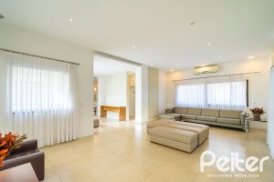Apartamento à venda com 88m², 3 dormitórios, 1 suíte, 2 vagas, no bairro Tristeza em PORTO ALEGRE