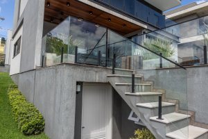 Casa em Condomínio à venda com 303m², 3 dormitórios, 3 suítes, 4 vagas, no bairro Alphaville em PORTO ALEGRE