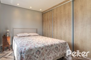 Casa em Condomínio à venda com 303m², 3 dormitórios, 3 suítes, 4 vagas, no bairro Alphaville em PORTO ALEGRE