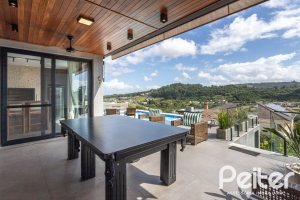 Casa em Condomínio à venda com 303m², 3 dormitórios, 3 suítes, 4 vagas, no bairro Alphaville em PORTO ALEGRE