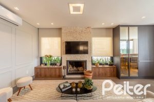 Casa em Condomínio à venda com 303m², 3 dormitórios, 3 suítes, 4 vagas, no bairro Alphaville em PORTO ALEGRE