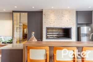 Casa em Condomínio à venda com 303m², 3 dormitórios, 3 suítes, 4 vagas, no bairro Alphaville em PORTO ALEGRE