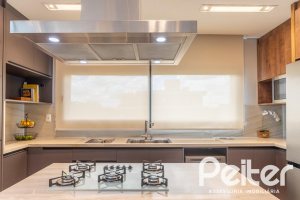 Casa em Condomínio à venda com 303m², 3 dormitórios, 3 suítes, 4 vagas, no bairro Alphaville em PORTO ALEGRE