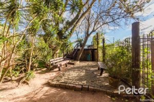 Casa em Condomínio à venda com 257m², 3 dormitórios, 1 suíte, 3 vagas, no bairro Tristeza em PORTO ALEGRE