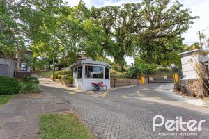 Casa em Condomínio à venda com 174m², 3 dormitórios, 3 suítes, 2 vagas, no bairro Hipica em PORTO ALEGRE
