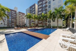 Apartamento à venda com 57m², 2 dormitórios, 1 suíte, 1 vaga, no bairro Vila Nova em PORTO ALEGRE