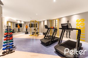 Casa em Condomínio à venda com 162m², 4 dormitórios, 2 suítes, 2 vagas, no bairro Vila Nova em PORTO ALEGRE