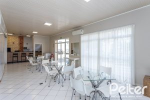 Apartamento à venda com 71m², 2 dormitórios, 1 suíte, 1 vaga, no bairro Cavalhada em PORTO ALEGRE
