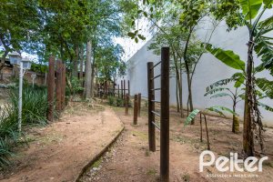 Apartamento à venda com 71m², 2 dormitórios, 1 suíte, 1 vaga, no bairro Cavalhada em PORTO ALEGRE