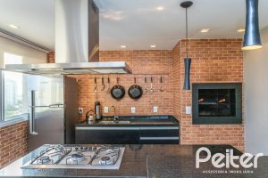 Apartamento à venda com 60m², 2 dormitórios, 1 suíte, 2 vagas, no bairro Tristeza em PORTO ALEGRE