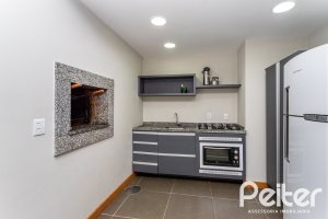 Apartamento à venda com 60m², 2 dormitórios, 1 suíte, 2 vagas, no bairro Tristeza em PORTO ALEGRE
