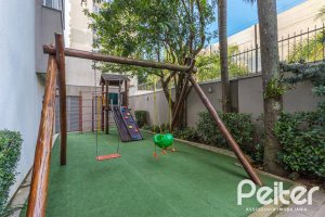 Apartamento à venda com 60m², 2 dormitórios, 1 suíte, 2 vagas, no bairro Tristeza em PORTO ALEGRE