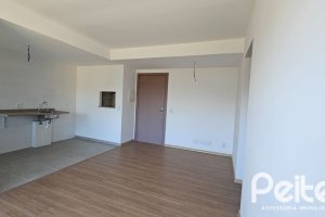 Apartamento à venda com 60m², 2 dormitórios, 1 suíte, 2 vagas, no bairro Tristeza em PORTO ALEGRE
