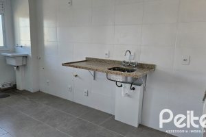Apartamento à venda com 60m², 2 dormitórios, 1 suíte, 2 vagas, no bairro Tristeza em PORTO ALEGRE