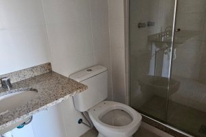 Apartamento à venda com 60m², 2 dormitórios, 1 suíte, 2 vagas, no bairro Tristeza em PORTO ALEGRE