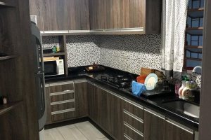 Casa à venda com 159m², 3 dormitórios, 1 suíte, 3 vagas, no bairro Ipanema / Altos Do Ipê em Porto Alegre