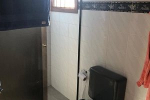 Casa à venda com 159m², 3 dormitórios, 1 suíte, 3 vagas, no bairro Ipanema / Altos Do Ipê em Porto Alegre