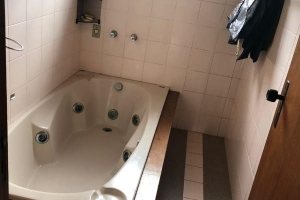 Casa à venda com 159m², 3 dormitórios, 1 suíte, 3 vagas, no bairro Ipanema / Altos Do Ipê em Porto Alegre