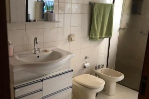 Casa à venda com 159m², 3 dormitórios, 1 suíte, 3 vagas, no bairro Ipanema / Altos Do Ipê em Porto Alegre