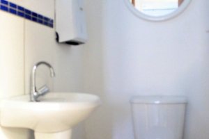 Casa à venda com 290m², 3 dormitórios, 6 vagas, no bairro Menino Deus em Porto Alegre