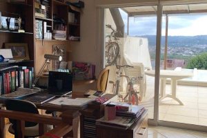 Casa à venda com 298m², 4 dormitórios, 1 suíte, 4 vagas, no bairro Ipanema / Imperial Parque em Porto Alegre