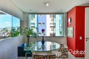 Apartamento à venda com 76m², 2 dormitórios, 1 suíte, 1 vaga, no bairro Tristeza em Porto Alegre