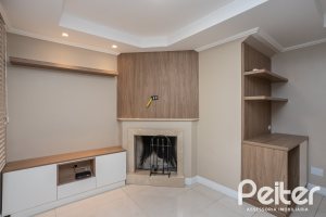 Casa em Condomínio à venda com 290m², 3 dormitórios, 1 suíte, 2 vagas, no bairro Jardim Isabel em Porto Alegre