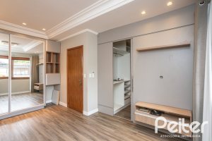 Casa em Condomínio à venda com 290m², 3 dormitórios, 1 suíte, 2 vagas, no bairro Jardim Isabel em Porto Alegre