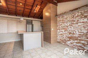 Casa em Condomínio à venda com 290m², 3 dormitórios, 1 suíte, 2 vagas, no bairro Jardim Isabel em Porto Alegre