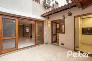 Casa em Condomínio à venda com 290m², 3 dormitórios, 1 suíte, 2 vagas, no bairro Jardim Isabel em Porto Alegre