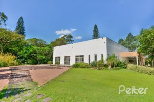 Casa à venda com 1000m², no bairro Chapéu do Sol em Porto Alegre