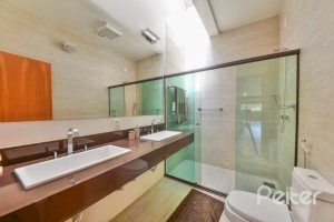 Comercial à venda com 1000m², no bairro Chapéu do Sol em Porto Alegre