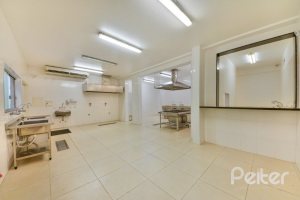 Comercial à venda com 1000m², no bairro Chapéu do Sol em Porto Alegre