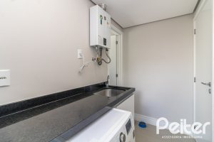 Casa em Condomínio à venda com 240m², 3 dormitórios, 3 suítes, 2 vagas, no bairro Alphaville em PORTO ALEGRE