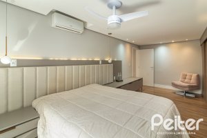 Casa em Condomínio à venda com 240m², 3 dormitórios, 3 suítes, 2 vagas, no bairro Alphaville em PORTO ALEGRE