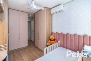Casa em Condomínio à venda com 240m², 3 dormitórios, 3 suítes, 2 vagas, no bairro Alphaville em PORTO ALEGRE