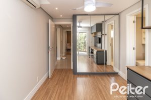 Casa em Condomínio à venda com 240m², 3 dormitórios, 3 suítes, 2 vagas, no bairro Alphaville em PORTO ALEGRE