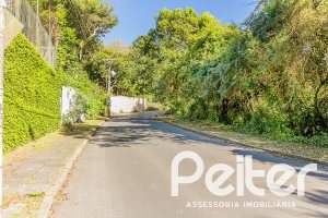 Terreno à venda com 1122m², no bairro Teresópolis em Porto Alegre