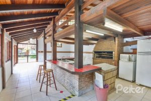 Casa em Condomínio à venda com 220m², 5 dormitórios, 2 suítes, 2 vagas, no bairro Ipanema em Porto Alegre