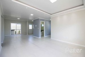 Casa em Condomínio à venda com 123m², 3 dormitórios, 1 suíte, 2 vagas, no bairro Hípica em Porto Alegre