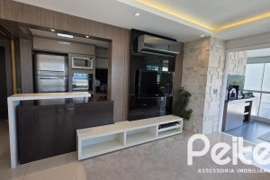 Apartamento à venda com 89m², 2 dormitórios, 1 suíte, 1 vaga, no bairro Tristeza em Porto Alegre