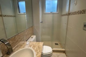 Apartamento à venda com 89m², 2 dormitórios, 1 suíte, 1 vaga, no bairro Tristeza em Porto Alegre
